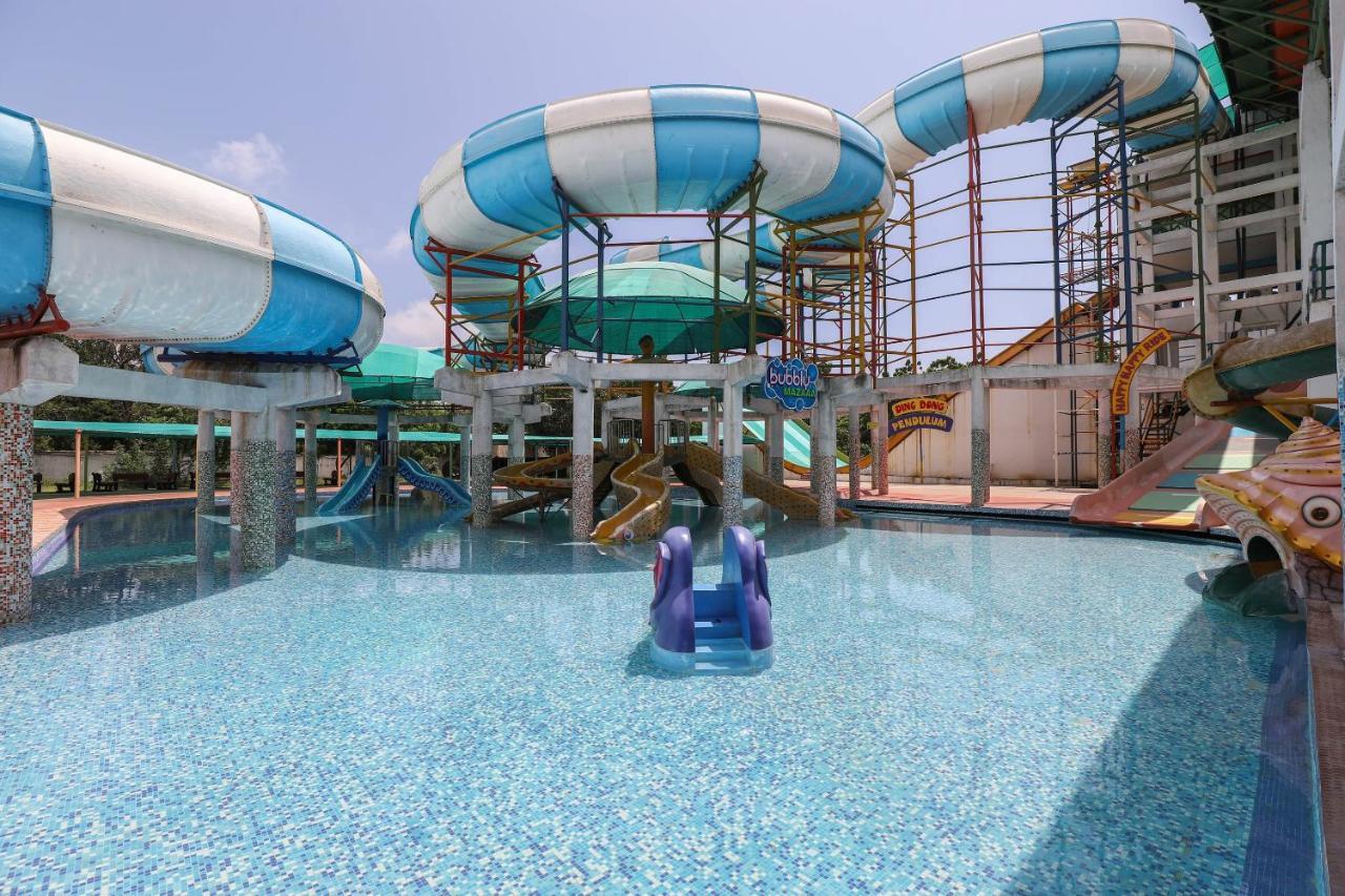 Capital O 49279 Chhab Chhaba Chhab Water Fun Park&Resort Damka Bagian luar foto