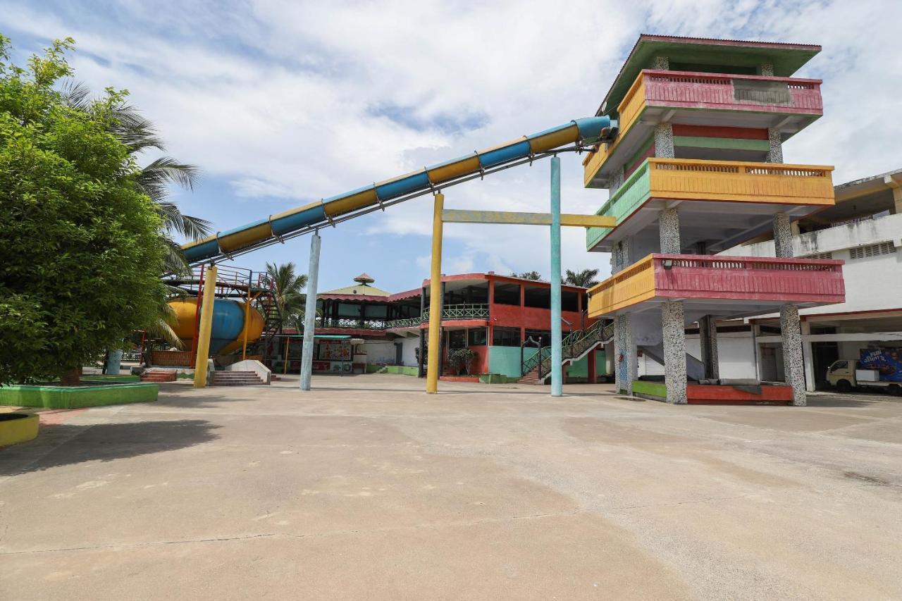 Capital O 49279 Chhab Chhaba Chhab Water Fun Park&Resort Damka Bagian luar foto